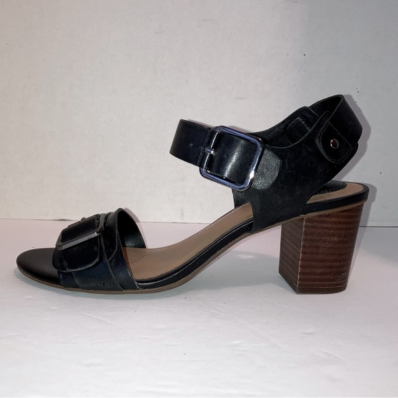 CLARKS Open Toe Strap 7.5M Sandals Block Heels - Picture 10 of 10